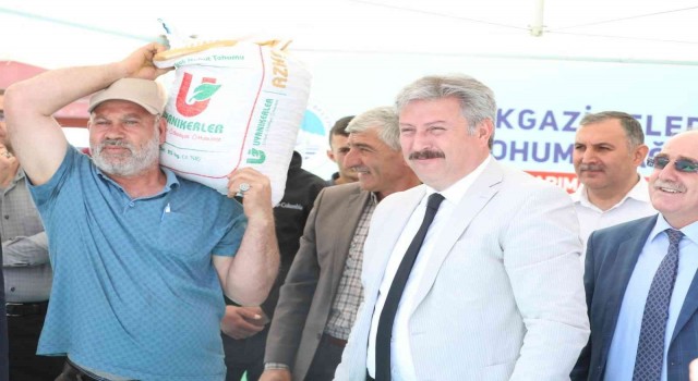 Melikgaziden tarıma destek devam ediyor