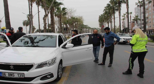 Mersin polisi, suça ve suçluya göz açtırmıyor