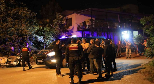Mersinde kaybolan 8 yaşındaki kız çocuğunu bulmak için tüm ekipler seferber oldu