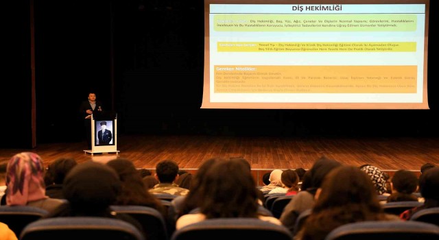 Mersinde öğrencilere Meslek Tanıtım Semineri düzenlendi