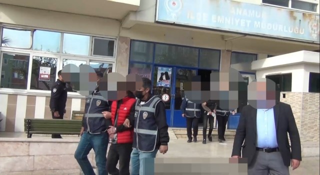 Mersinde suç şebekesi çökertildi