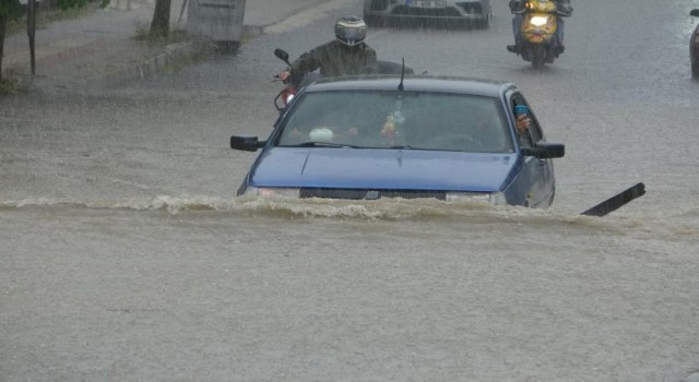 Meteoroloji sarı kodla uyardı: Trakyayı sağanak vuracak