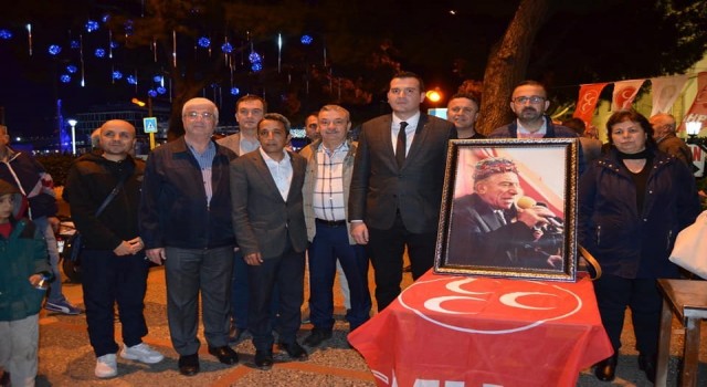 MHP Efelerden Alparslan Türkeş için lokma hayrı