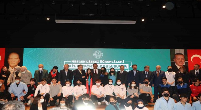 Milli Etiğim Bakanı Özer: Bir zamanlar ne olacak bu meslek liselerinin halinden gelinen nokta artık herkesin yer almak istediği bir meslek lisesi”