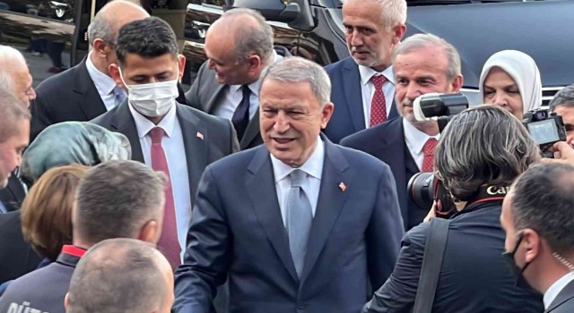 Milli Savunma Bakanı Akar, Düzcede