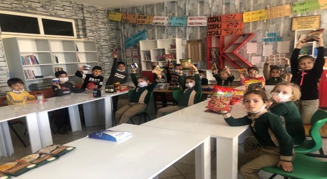 Minik öğrencilerden yüreklere dokunacak hareket