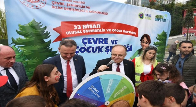 Minikler Çevre Müdürlüğünün etkinliğinde doyasıya eğlendi