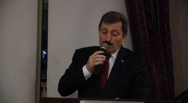 Muğla Valisi Tavlı, Marmaristeki iftar programında polisler, şehit aileleri ve gaziler ile buluştu