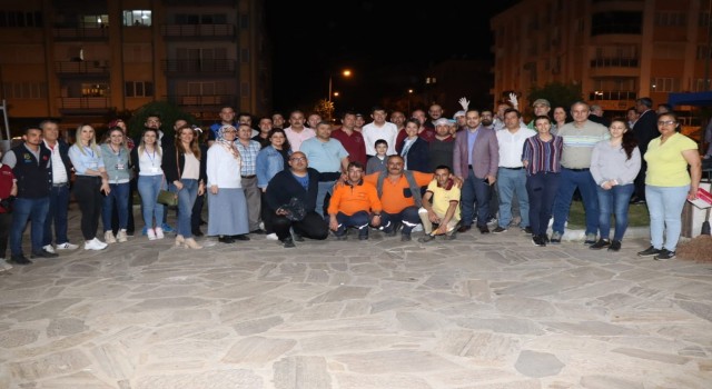 Nazilli Belediyesi son iftar yemeğini Cumhuriyet Mahallesinde verdi