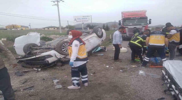 Nevşehirde otomobil takla attı: 3 yaralı