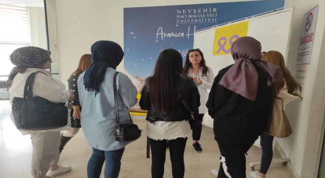 NEVÜ öğrencileri Kanserde Erken Tanı Hayat Kurtarır etkinliği düzenledi
