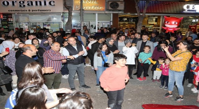 Niğde caddeleri Ramazan etkinlikleri için trafiğe kapatıldı