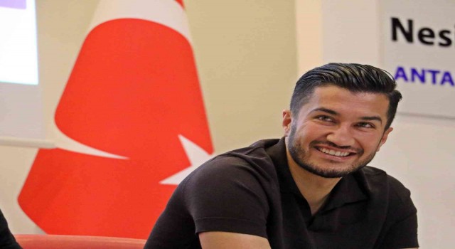Nuri Şahin: “50 milyon Euro transfer bütçemiz olsa Frankie De Jongu isterdim