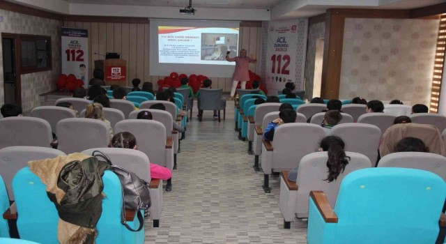 Öğrenciler 112 Acil Çağrı Merkezini ziyaret etti
