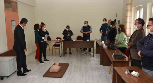 Öğretmenlere ilk yardım eğitimi