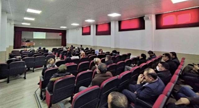 Öğretmenlere Protokol ve Resmi Yazışma Kuralları konusunda seminer verildi