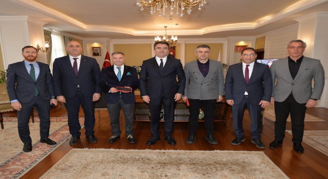 Okul Spor Federasyonu Başkanı Karakullukçudan Gymnasiade ziyareti