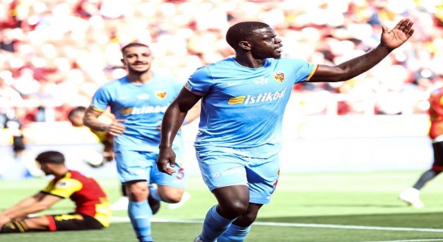 Olivier Kemen cezalı duruma düştü