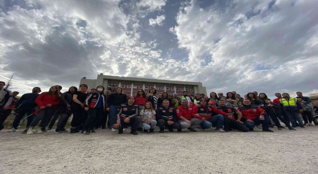 Onkolojide tedavi gören çocuklar 23 Nisanda unutulmadı