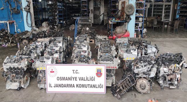 Osmaniye’de 2 milyon lira değerinde kaçak araç motoru ele geçirildi