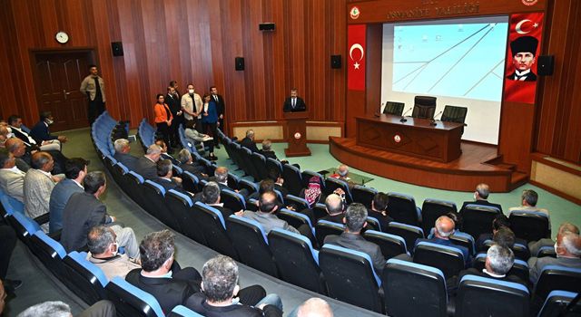 Osmaniye'de Köy ve Mahalle Muhtarlarına hizmet içi eğitim verildi