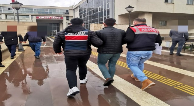Osmaniyede yağma suçundan aranan hükümlü yakalandı