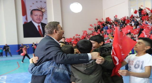 Palandöken Belediyesinden ilk iftarım çocuk şenliği