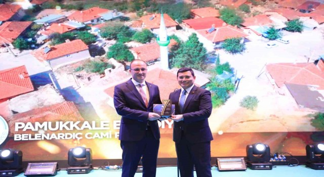 Pamukkale Belediyesinin projeleri ödüle doymuyor