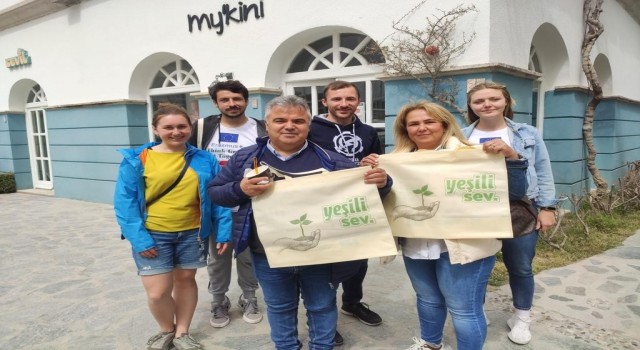 Plastik atıklara karşı dikkat çeken proje: 5 ülkeden katılımcılar Çeşmede