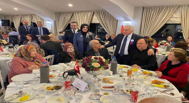 Polis teşkilatı şehit yakınları ve gazilerle iftar yaptı