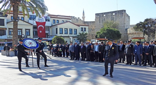 Polis teşkilatının kuruluş yıldönümü Çeşmede törenle kutlandı