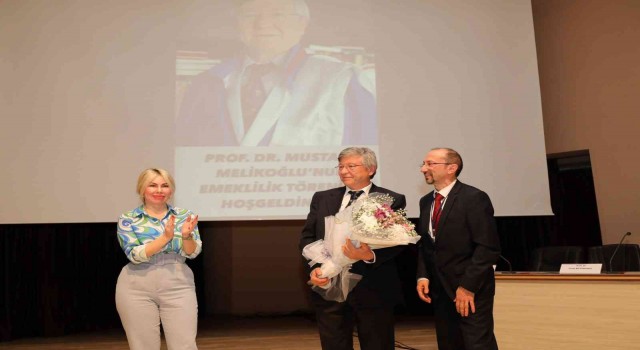 Prof. Dr. Mustafa Melikoğlu törenle emekli oldu