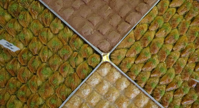 Ramazan Bayramı için tatlı telaşı başladı