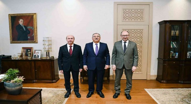 Rektör Erdaldan Cumhurbaşkanlığı İdari İşler Başkanı Kıratlıya ziyaret