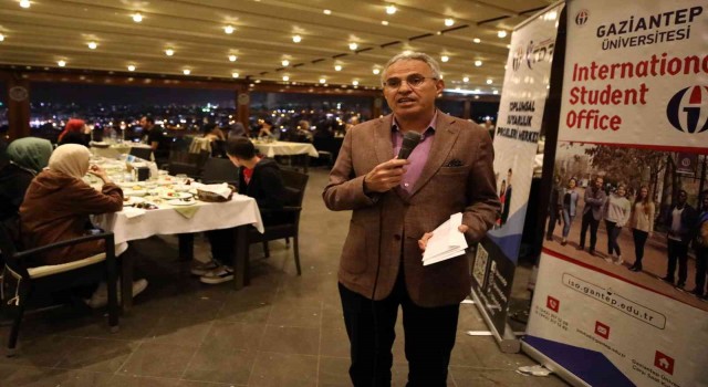 Rektör Özaydın: Dünyanın iyi insanlara ihtiyacı var