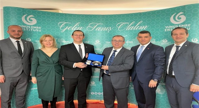 Rektör Tabakoğlu beraberindeki heyet ile Köstencede temaslarda bulundu