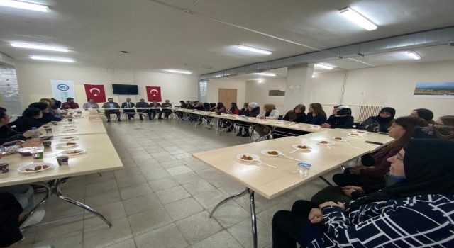 Rektör Türkmen, Aydıntepe MYO öğrencileriyle iftar yemeğinde buluştu