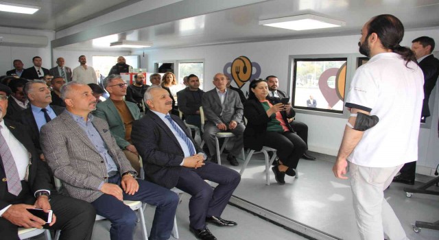 Restoran ve Kafeler Dijitalleşiyor Projesinin eğitim tırı Mersinde