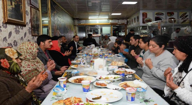 Romanlar Bozüyükteki iftarda bir araya geldi