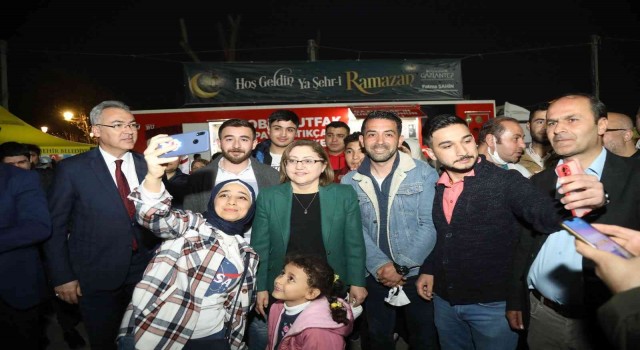 Şahin, Gazianteplilerle iftar sofrasında buluştu