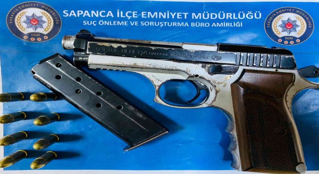 Sakaryada aranması olan 5 şüpheli gözaltına alındı
