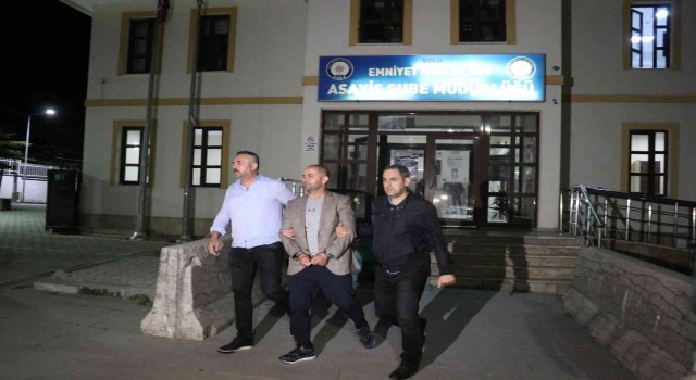 Sakaryada kardeşini öldüren zanlı, yabancı uyruklu 5 kişiyle birlikte Boluda yakalandı