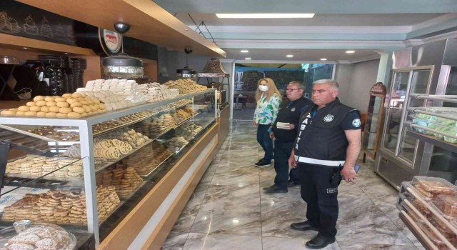 Salihlide zabıtadan bayram denetimi