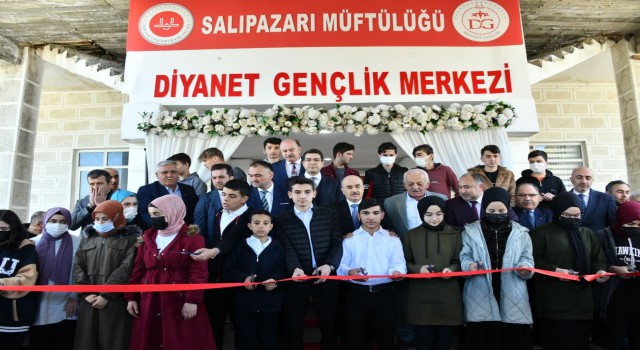 Salıpazarı Diyanet Gençlik Merkezi açıldı