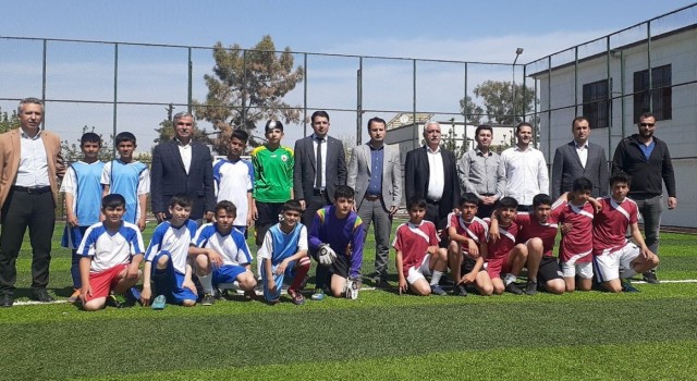 Samsatta ortaokullar arası futbol turnuvası yapıldı