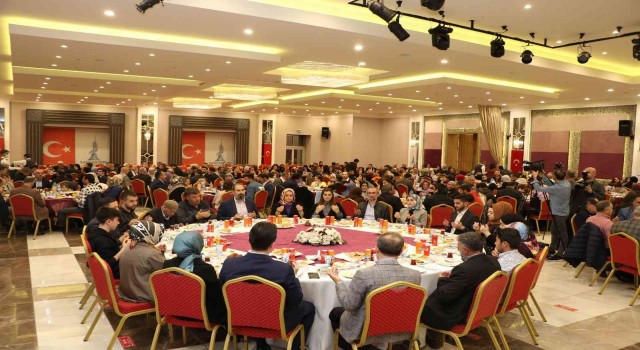 Sancaktepede şehit aileleri ve gaziler onuruna iftar verildi