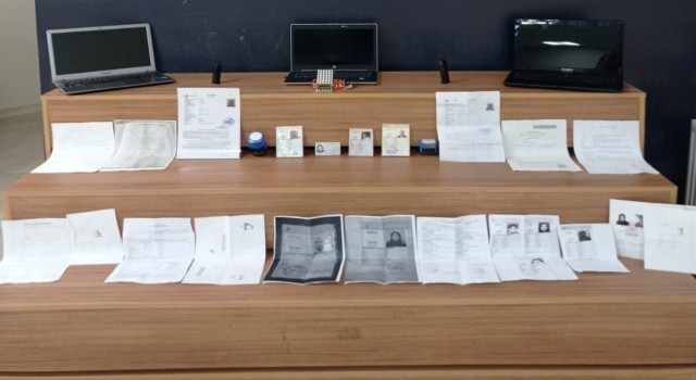 Şanlıurfada rüşvet ve sahtecilik operasyonu: 28 gözaltı