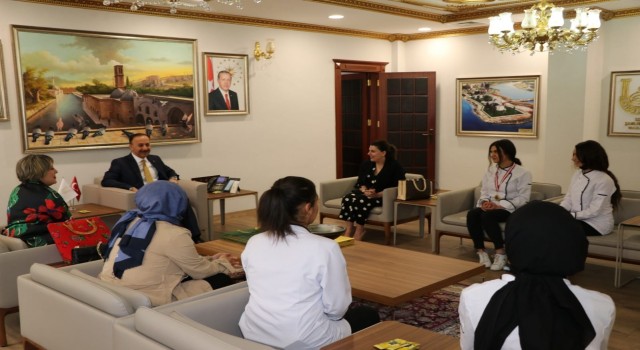 Şanlıurfalı öğrenciler yemek yarışmasında Türkiye şampiyonu oldu