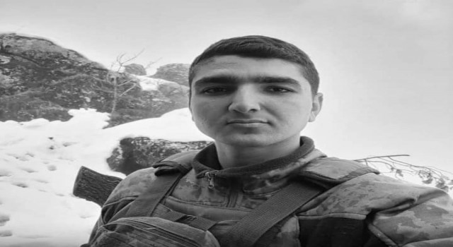 Şehidin İzmirdeki baba ocağına acı haber verildi