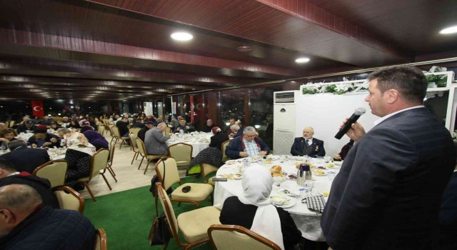 Şehit ve gazi aileleri iftarda buluştu